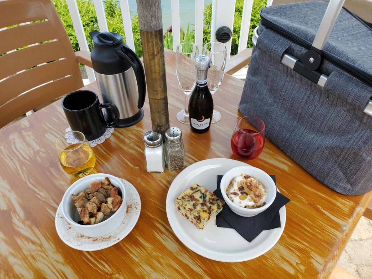 The Lakehouse Inn Geneva 외부 사진